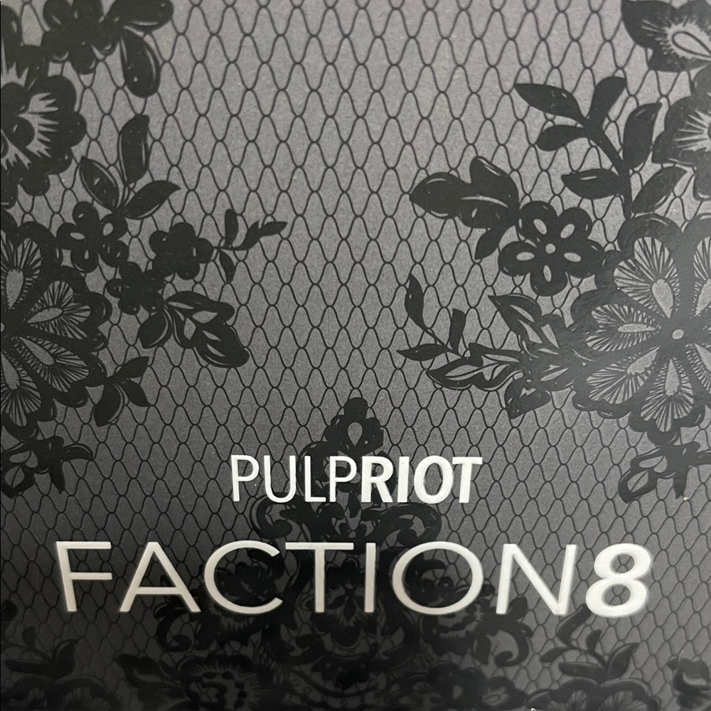 Pulp Riot Faction 8 Color Swatch Book - Picture 2 of 11